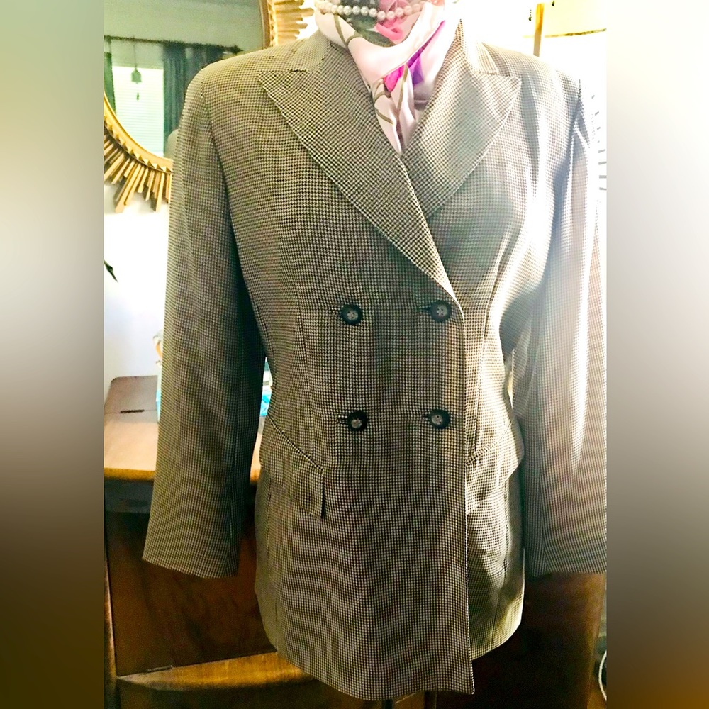 Emanuel Ungaro P 6/40 houndstooth double breasted jacket Preppy riding style